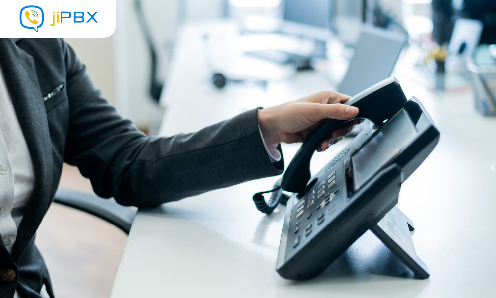 Cloud-Hosted PBX: The Future of Business Communication